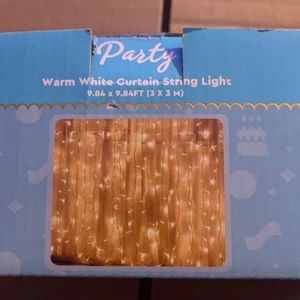 Curtain string lights